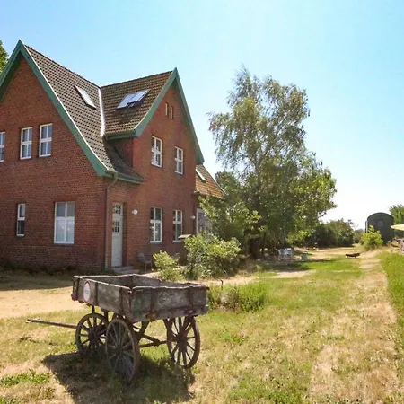 Alter Bahnhof Apartment *